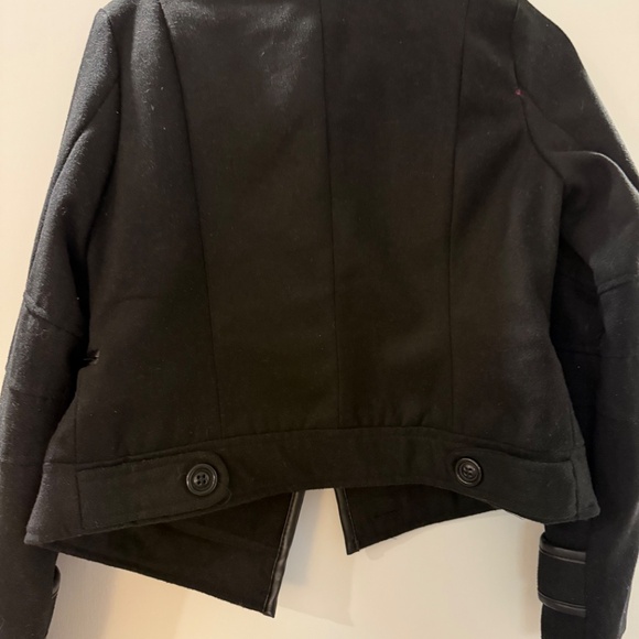 Black crop jacket - Picture 5 of 5